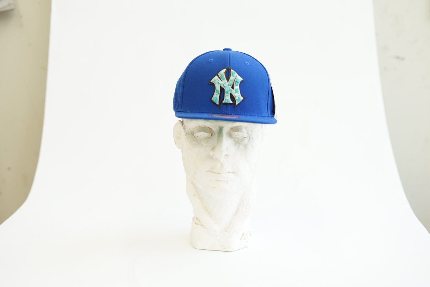 Blue Yankees hat with adjustable back and light blue glass Micro Mosaic