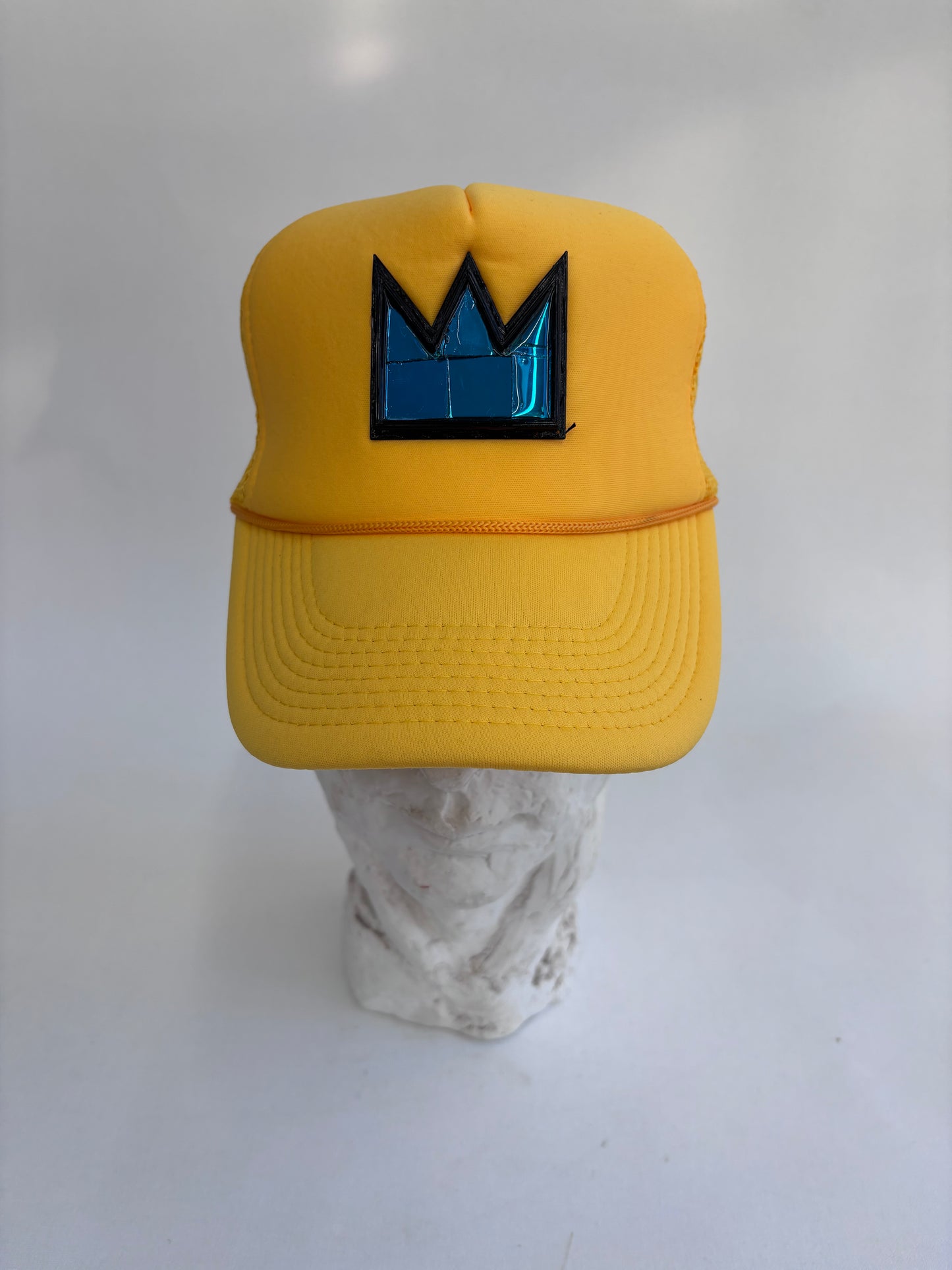 Adjustable  black  6 panel  yellow trucker  hat with green mirror glass  Mosaic Basquiat crown