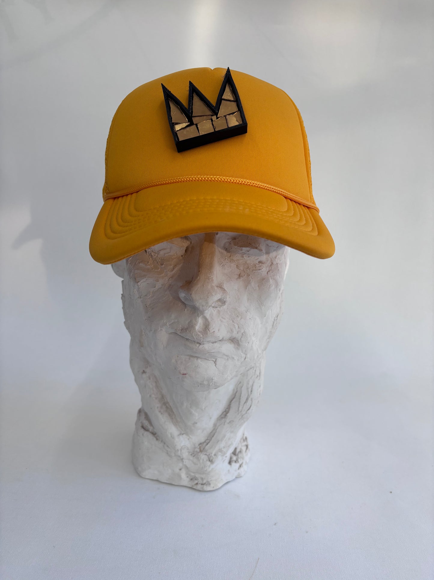 Adjustable  black  6 panel  yellow trucker  hat with gold glass  Mosaic Basquiat crown