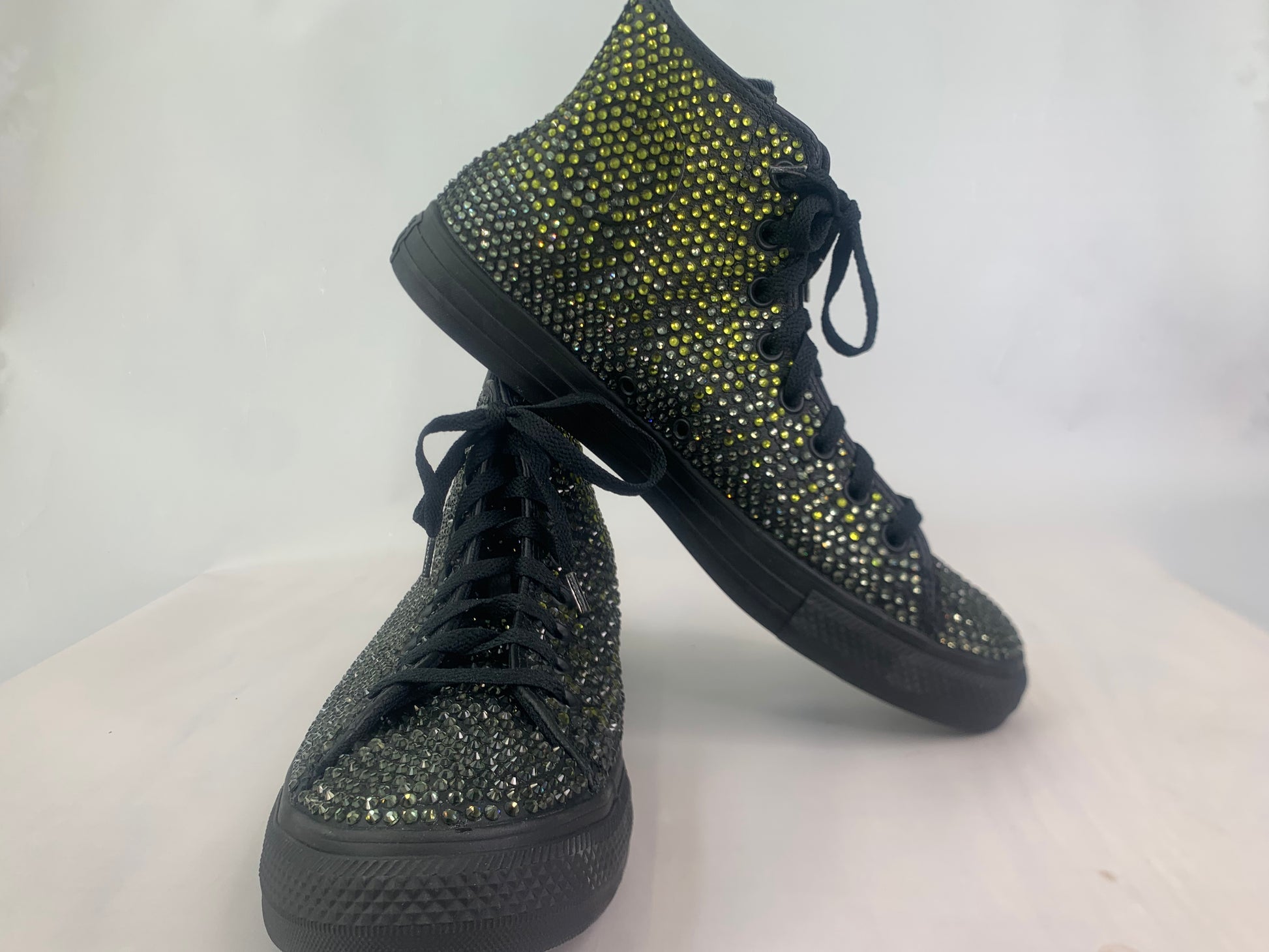 Black leather converse size top 10